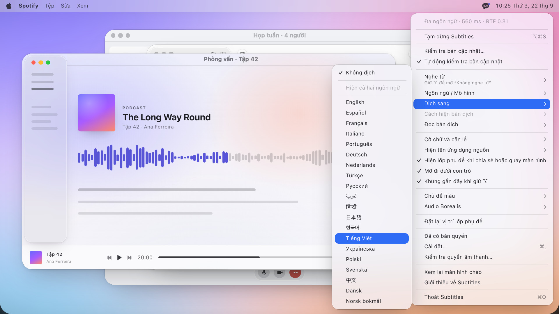 Menu của Subtitles mở từ thanh menu, bên cạnh là menu con Dịch sang liệt kê mọi ngôn ngữ mà ứng dụng dịch sang